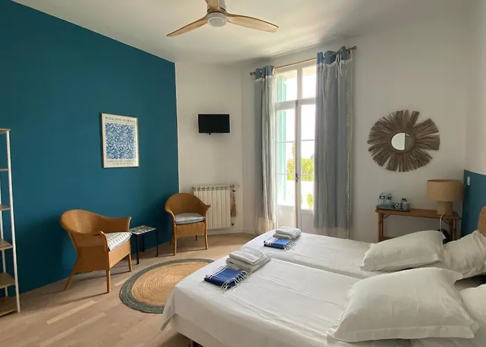 Marguerite Alloggio in famiglia Hyères